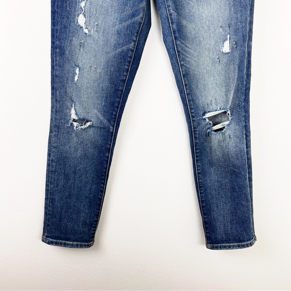 Gap 1969 Best Girlfriend Jeans Distressed Mid Rise - Picture 3 of 6